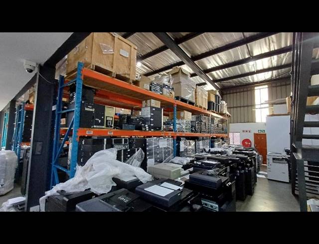 INDUSTRIAL PROPERTY TO RENT IN HENNOPSPARK